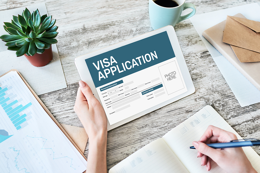 Cincinnati I-R1 Visa Lawyer